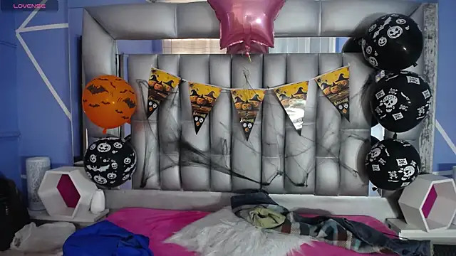 sophia ny online show from October 16, 1:45 pm