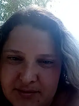 Snapshot of ParisMimi chatting on June 29, 10:37 am ParisMimi online show from June 29, 10:37 am