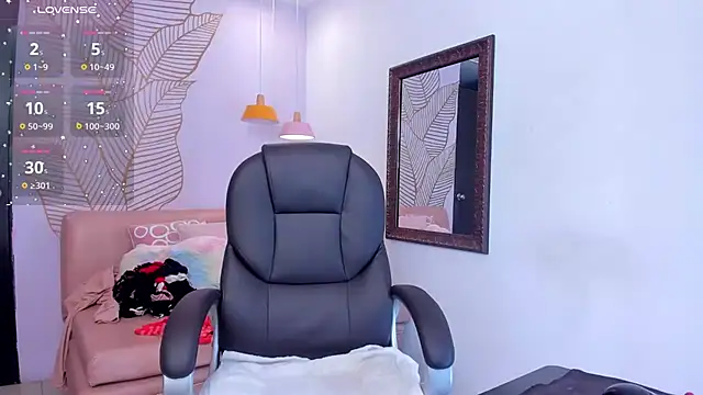 BarbaraKnox  online show from March 12, 12:20 am