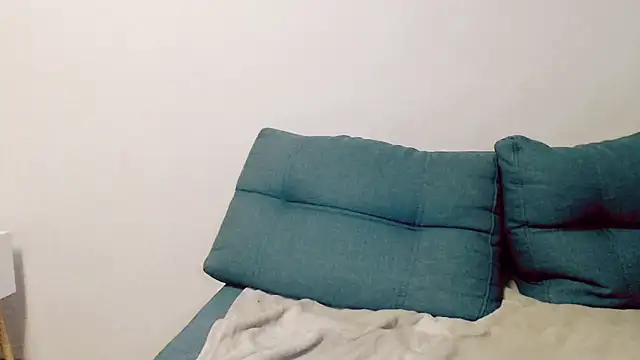 Snapshot of AliseSexyDoll777 chatting on February 23, 5:54 pm AliseSexyDoll777 online show from February 23, 5:54 pm