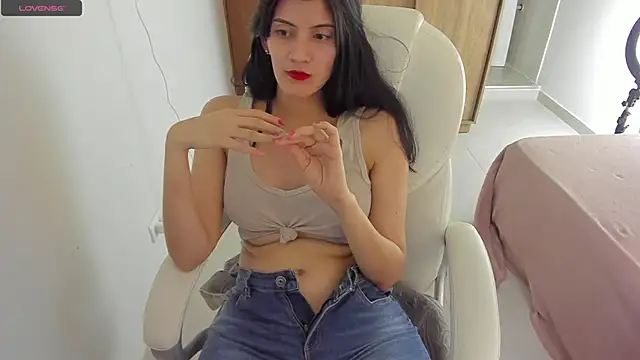 misstoya online show from February 11, 4:22 am