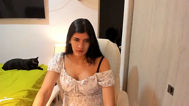 misstoya online show from October 1, 1:22 am