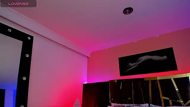 ChloeConnorr online show from November 22, 5:28 am