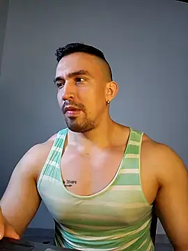 jhay-crux online show from December 4, 9:40 am