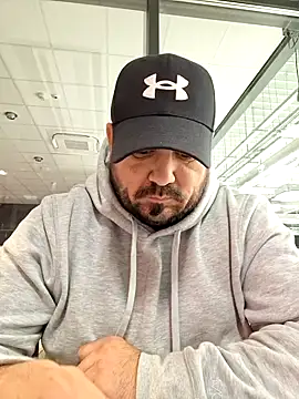 Futacisu online show from December 3, 10:30 pm