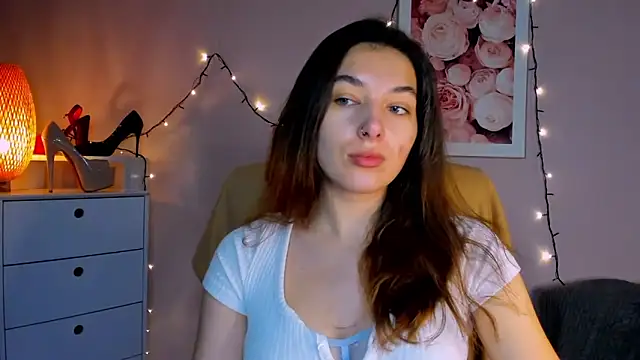 Meagn Extasy online show from December 13, 8:30 am