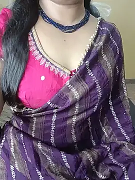 Snapshot of Adwithaa chatting on May 21, 4:25 pm Adwithaa online show from May 21, 4:25 pm