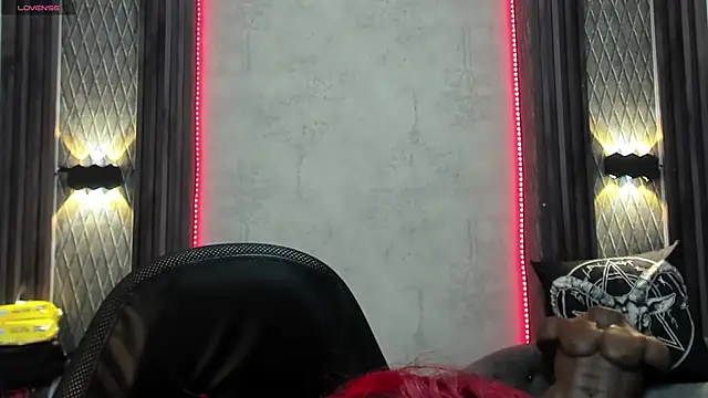 selene red  online show from March 19, 1:29 pm