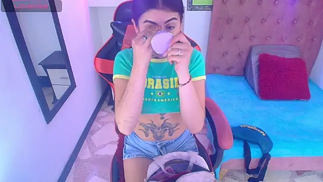 Snapshot of Bonnye_star chatting on September 8, 8:41 pm Bonnye star online show from September 8, 8:41 pm