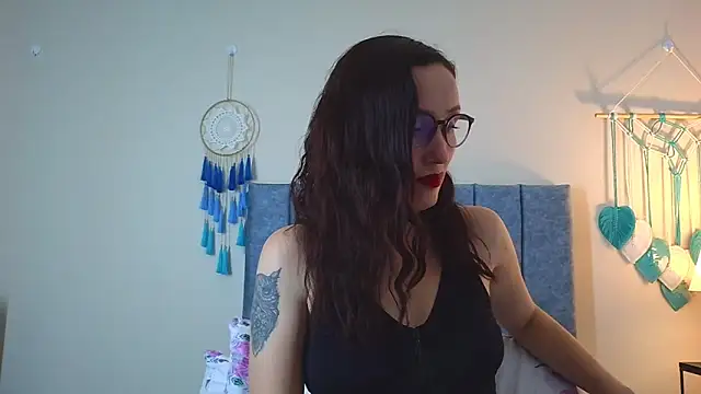 IberianMoonMK online show from October 30, 6:08 pm