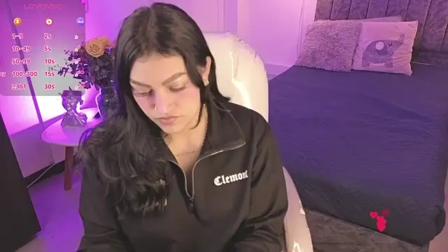 Abigaiil  ds online show from April 17, 8:23 pm