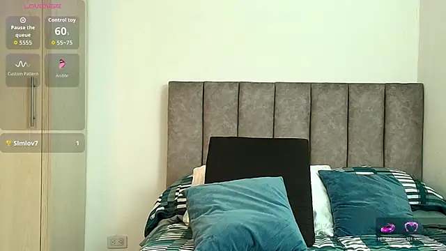 karina lewis  online show from March 12, 4:40 am