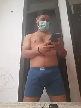 Snapshot of Desiglass_sex chatting on November 10, 3:49 am Desiglass sex online show from November 10, 3:49 am