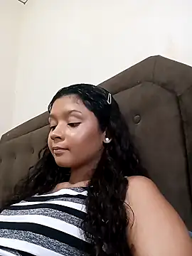 heleny901 online show from December 3, 12:02 am