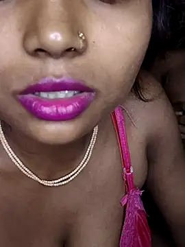 DARK WINE  online show from April 21, 5:17 pm