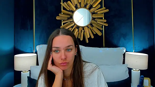 AprilWong online show from June 25, 5:07 am
