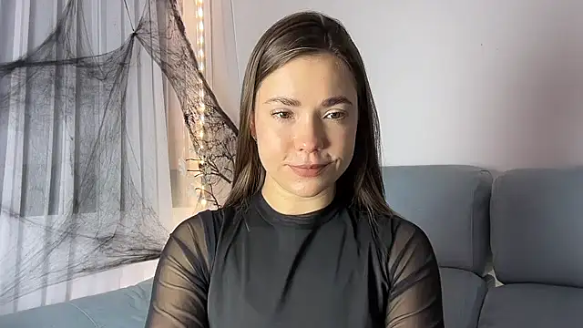 Snapshot of Mika_Miller chatting on October 29, 10:33 pm Mika Miller online show from October 29, 10:33 pm