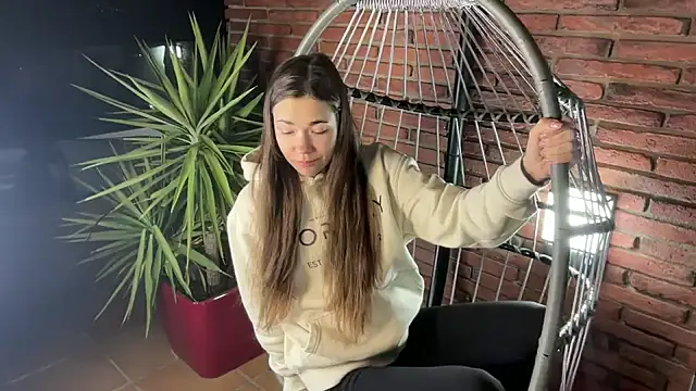 Mika Miller online show from March 13, 6:58 pm