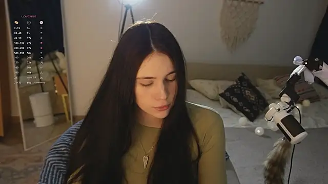 Snapshot of jennetdoll chatting on February 20, 7:03 pm jennetdoll online show from February 20, 7:03 pm