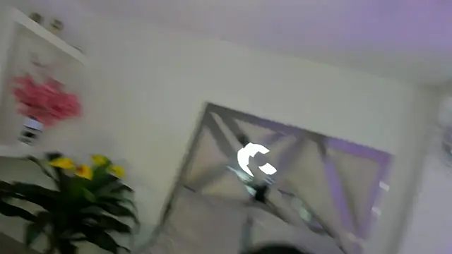 Snapshot of madisson_davon chatting on February 2, 2:45 pm madisson davon online show from February 2, 2:45 pm