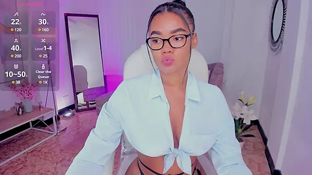 Snapshot of madisson_davon chatting on March 6, 1:57 pm madisson davon online show from March 6, 1:57 pm