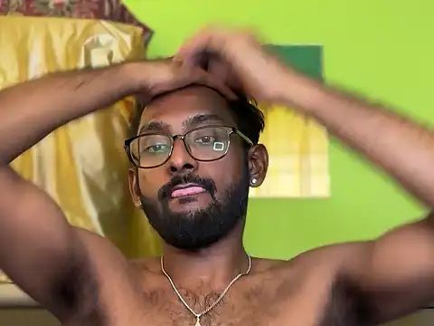 hornyboibbc0604 online show from September 11, 2:44 am