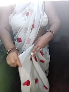 Snapshot of Pratibha_ji chatting on January 19, 6:20 am Pratibha ji online show from January 19, 6:20 am