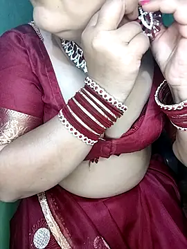 Snapshot of Pratibha_ji chatting on February 15, 7:06 am Pratibha ji online show from February 15, 7:06 am