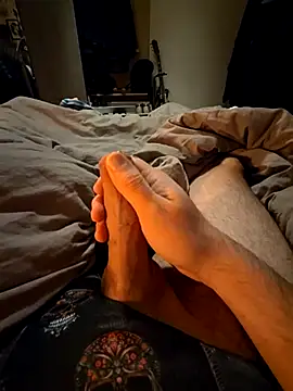 Snapshot of ruffuuss chatting on October 21, 7:36 pm ruffuuss online show from October 21, 7:36 pm