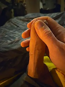 Snapshot of ruffuuss chatting on January 6, 10:56 pm ruffuuss online show from January 6, 10:56 pm