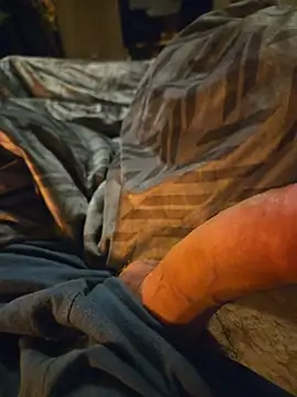 Snapshot of ruffuuss chatting on January 13, 10:37 pm ruffuuss online show from January 13, 10:37 pm