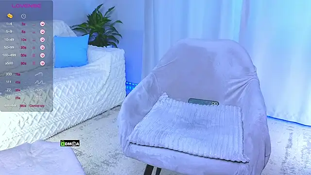 lisa art online show from February 25, 7:31 am