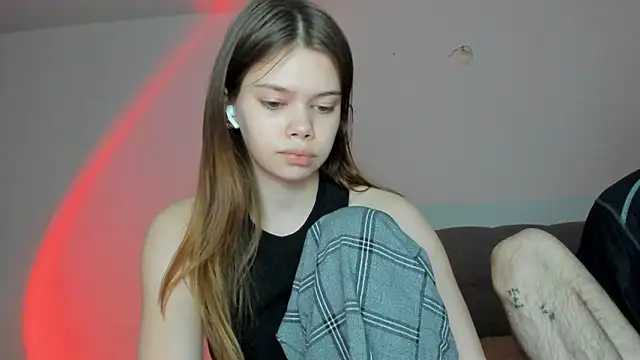 Snapshot of chansetolove chatting on February 25, 2:27 pm chansetolove online show from February 25, 2:27 pm