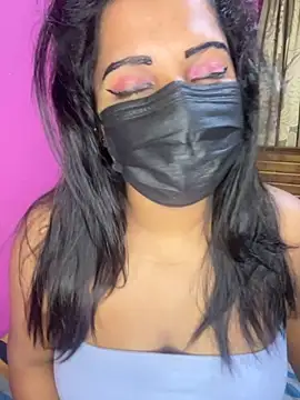 NOORA-GIRL online show from October 11, 10:41 pm