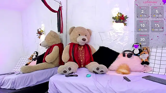 zorravioletta1 online show from March 7, 1:29 pm