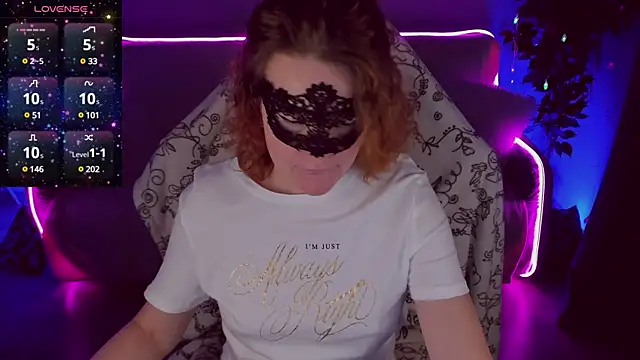 Snapshot of Sexy-Housewife chatting on January 16, 1:58 pm Sexy-Housewife online show from January 16, 1:58 pm