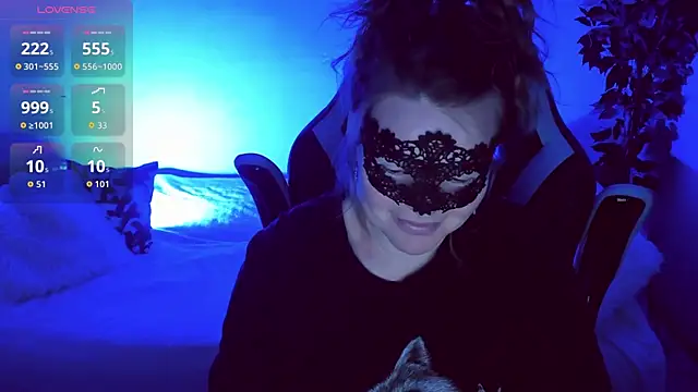 Snapshot of Sexy-Housewife chatting on October 12, 6:51 pm Sexy-Housewife online show from October 12, 6:51 pm