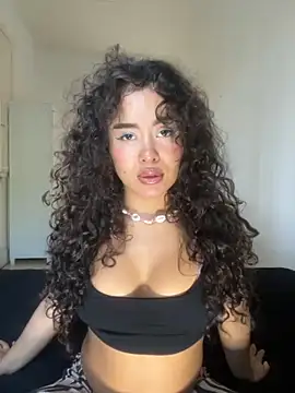 Snapshot of Marie_Rose chatting on October 5, 7:12 pm Marie Rose online show from October 5, 7:12 pm