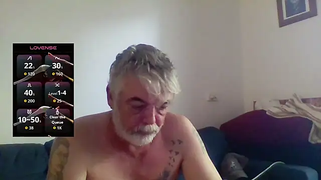 Skoona73 online show from April 13, 1:44 am