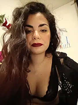 Snapshot of Saturnia_Yvonne chatting on January 4, 11:38 pm Saturnia Yvonne online show from January 4, 11:38 pm