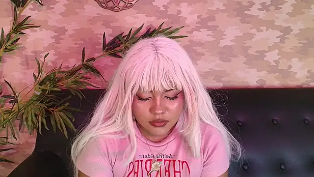 cherry chel online show from February 21, 9:11 pm