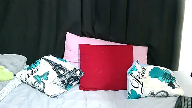 DIRTYTALKINQUEEN online show from January 28, 10:01 pm