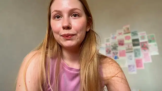 HoneyAudrey online show from June 3, 2:36 am