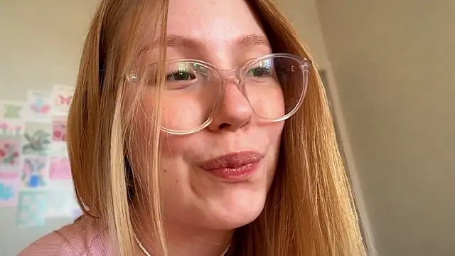 HoneyAudrey online show from June 10, 2:34 am