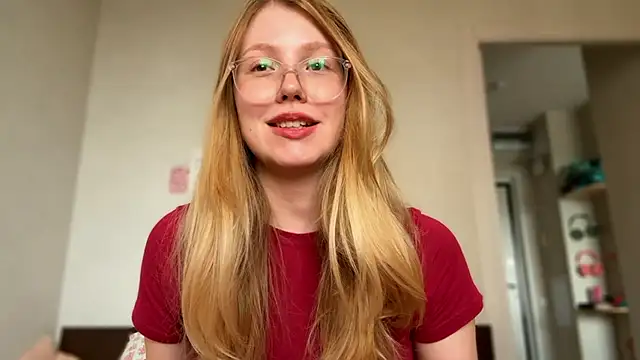 HoneyAudrey online show from June 12, 2:21 am