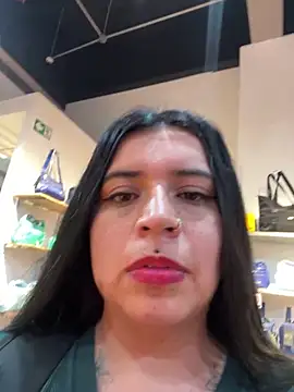 Devilsweet17 online show from March 2, 7:45 pm