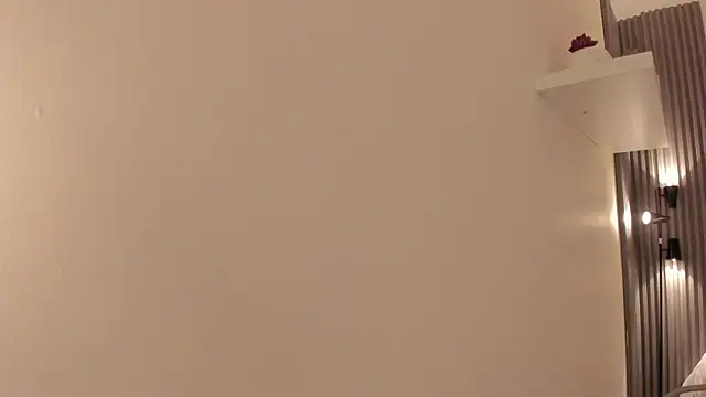 emma alice  online show from November 19, 12:05 pm