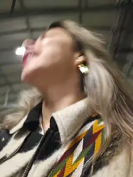 Karen San Miguel online show from March 13, 9:32 am