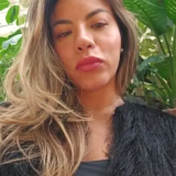 Karen San Miguel online show from October 21, 8:09 pm