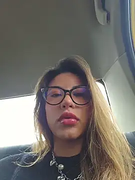 Karen San Miguel online show from May 26, 2:35 pm